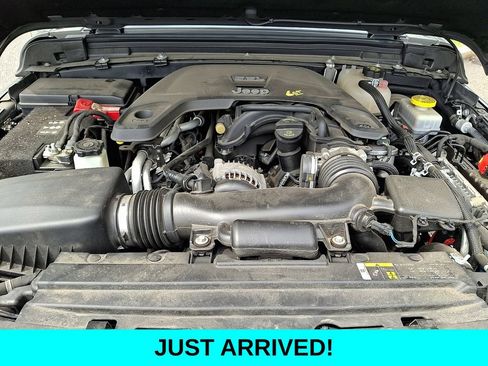 Used 2018 Jeep Wrangler Unlimited Sport S AWD/4WD image 28