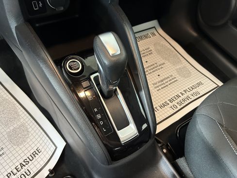 Used 2020 Nissan Kicks S FWD image 16