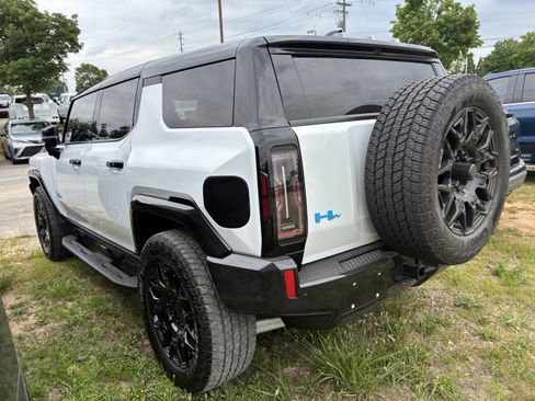 Used 2025 GMC Hummer EV 2X AWD/4WD image 6