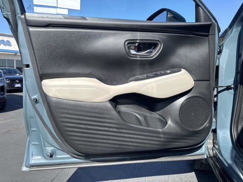 Used 2024 Honda HR-V EX-L image 19