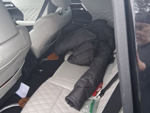 Used 2023 Mitsubishi Outlander SEL 40th Anniversary image 9