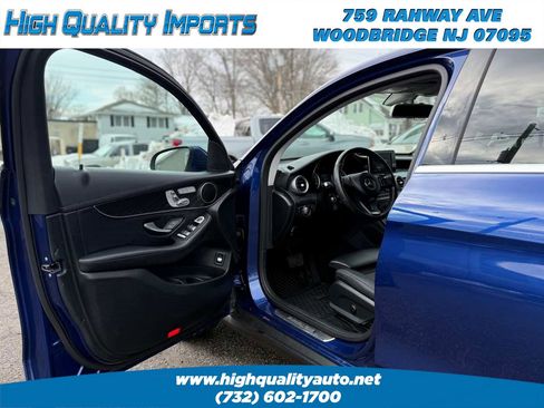 Used 2017 Mercedes-Benz GLC 300 4MATIC Coupe image 15