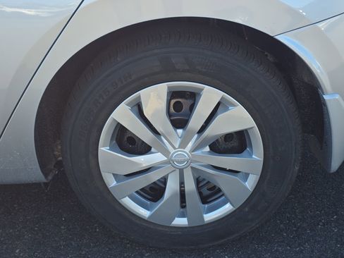 New 2025 Nissan Versa S w/ Trunk Package image 11