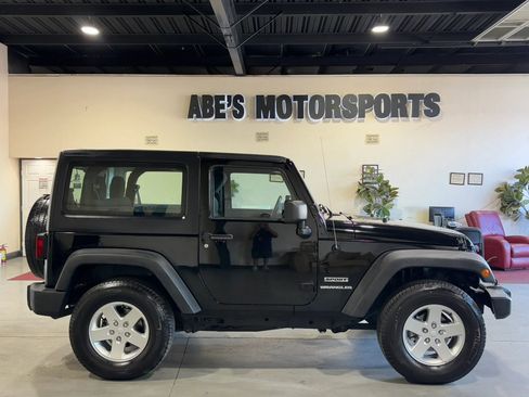 Used 2012 Jeep Wrangler Sport image 4