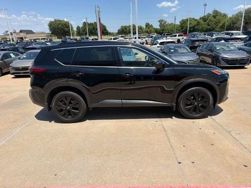 Certified 2023 Nissan Rogue SV w/ SV Premium B Package AWD/4WD image 6