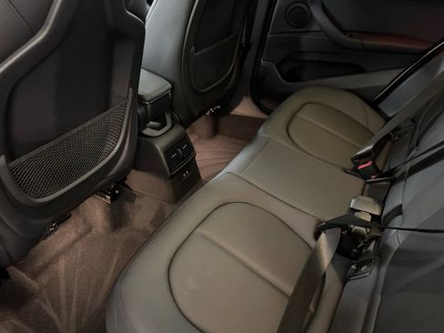 Used 2021 BMW X1 xDrive28i w/ Convenience Package image 4