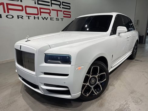 Used 2020 Rolls-Royce Cullinan image 2