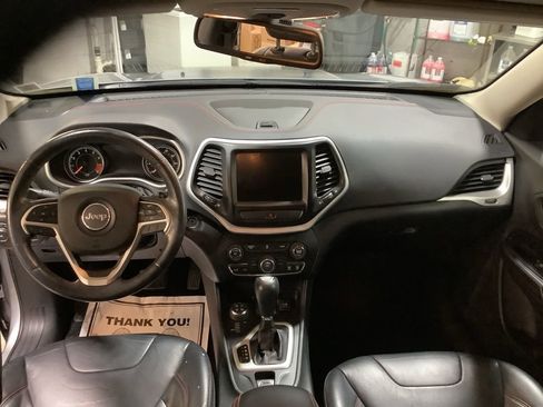 Used 2014 Jeep Cherokee Trailhawk w/ Leather Interior Group image 19