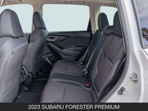 Used 2023 Subaru Forester Premium AWD/4WD image 15