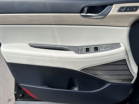 Used 2022 Hyundai Palisade Limited image 23