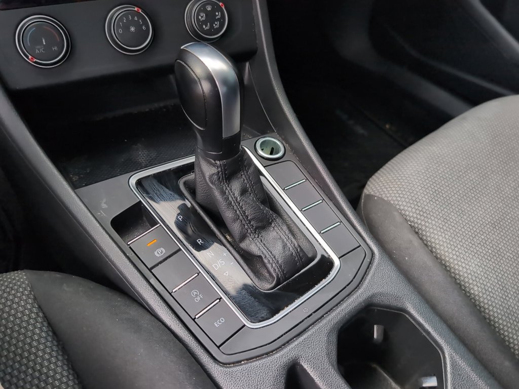 Used 2020 Volkswagen Jetta S w/ Driver Assistance Package FWD image 19