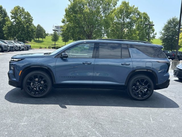 Used 2025 Chevrolet Traverse RS AWD/4WD image 7