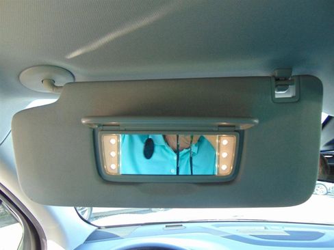 Used 2023 Chevrolet Blazer LT image 21