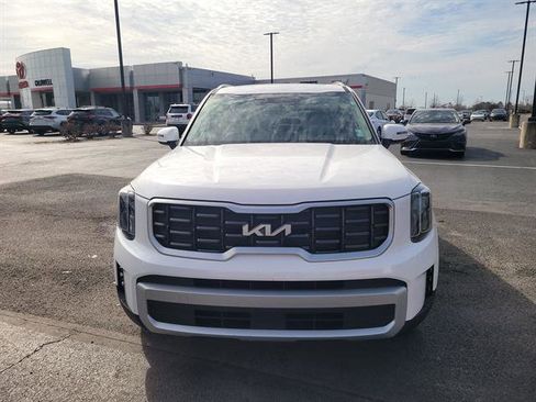 Used 2025 Kia Telluride S image 33