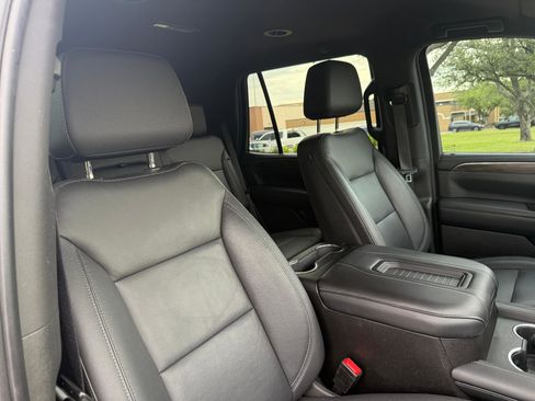 Used 2021 Chevrolet Tahoe Z71 w/ Z71 Off-Road Package image 34