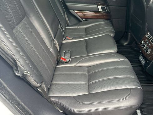 Used 2017 Land Rover Range Rover HSE image 44