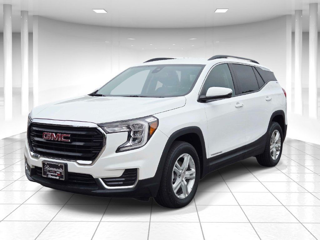 Used 2023 GMC Terrain SLE w/ Driver Convenience Package AWD/4WD image 7