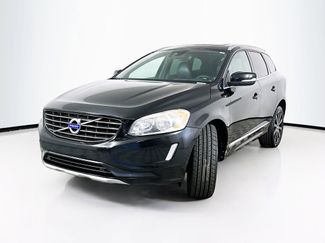 Used 2016 Volvo XC60 T5 Premier w/ Proximity Package video 2