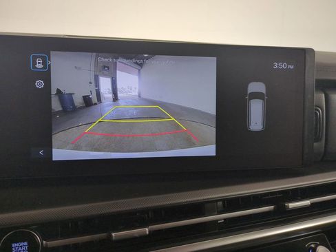 Used 2025 Hyundai Santa Fe SEL FWD image 26