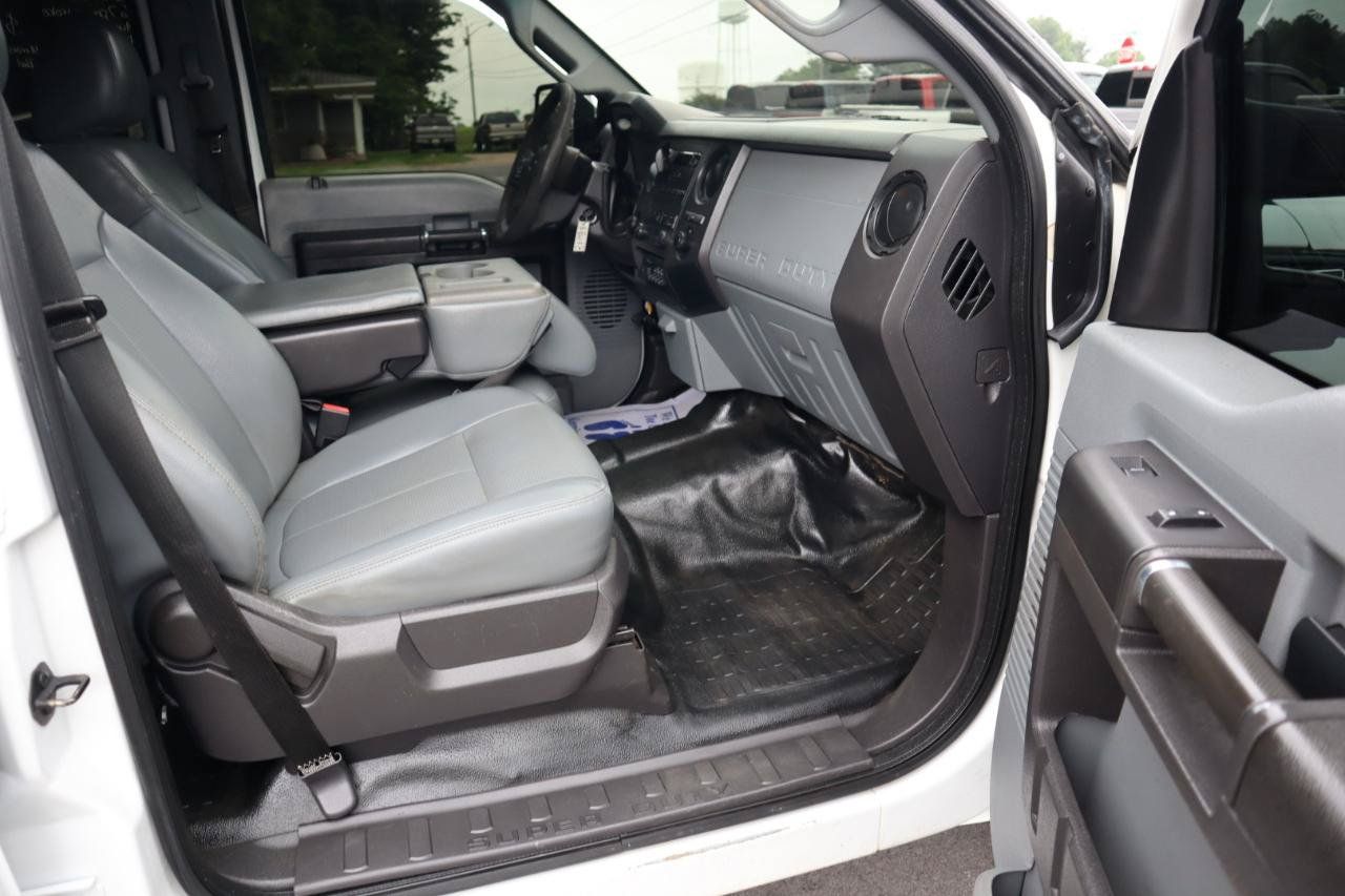 Used 2015 Ford F550 4x4 Crew Cab Super Duty image 14