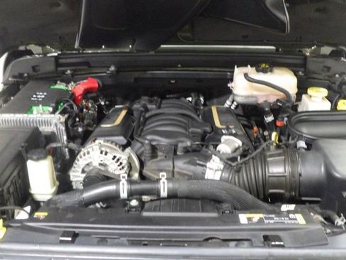 Used 2022 Jeep Wrangler Unlimited Rubicon w/ Trailer Tow Package image 10