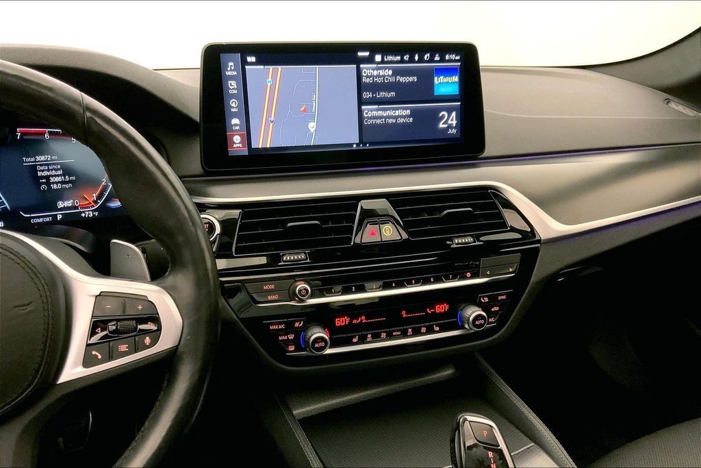 Certified 2023 BMW 530i xDrive w/ M Sport Package AWD/4WD image 5