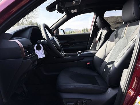 New 2026 Toyota Grand Highlander AWD Hybrid image 4