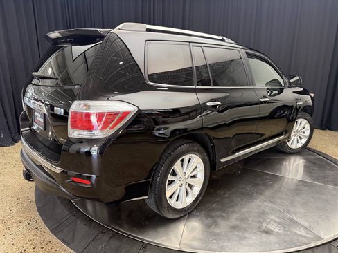 Used 2012 Toyota Highlander Limited AWD/4WD image 8