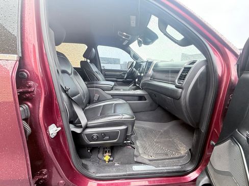 Used 2019 RAM 1500 Limited AWD/4WD image 11