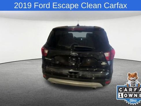 Used 2019 Ford Escape SE image 8