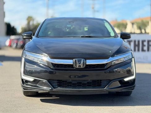 Used 2018 Honda Clarity Touring image 4