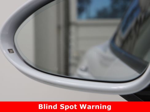 Used 2021 Porsche Panamera 4 image 24