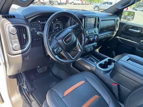 Used 2021 GMC Sierra 1500 AT4 w/ AT4 Premium Package AWD/4WD image 14