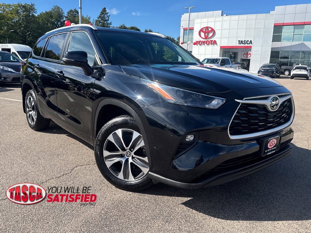 Used 2023 Toyota Highlander XLE AWD/4WD 360° Tour