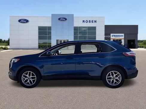 Used 2024 Ford Edge SEL w/ Convenience Package AWD/4WD image 5
