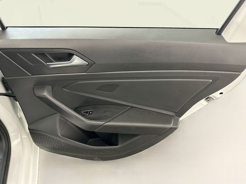 Used 2025 Volkswagen Jetta S image 30