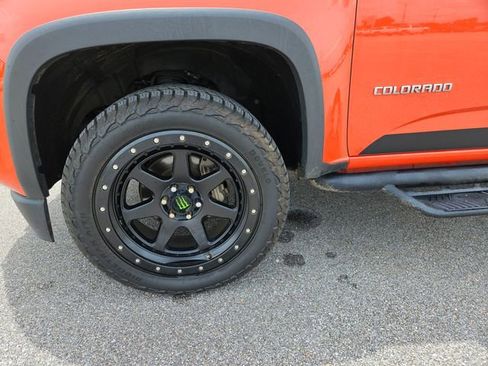 Used 2019 Chevrolet Colorado Z71 AWD/4WD image 27