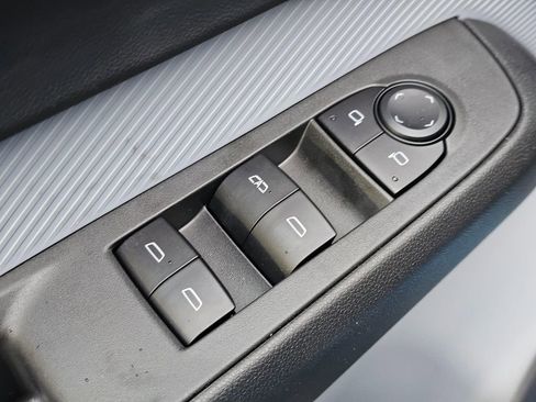 New 2027 Chevrolet Bolt LT w/ Comfort Package image 21