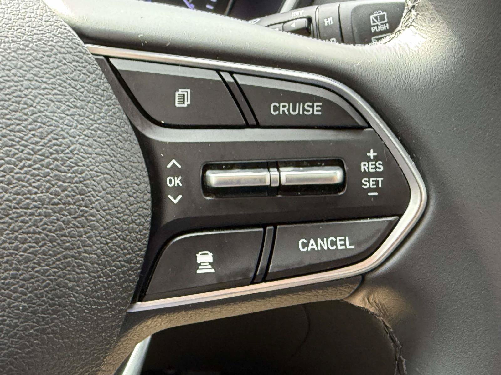 Used 2019 Hyundai Santa Fe Limited AWD/4WD image 21