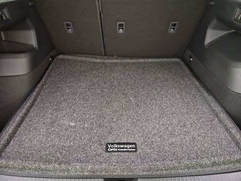 New 2026 Volkswagen Tiguan SE AWD/4WD image 34