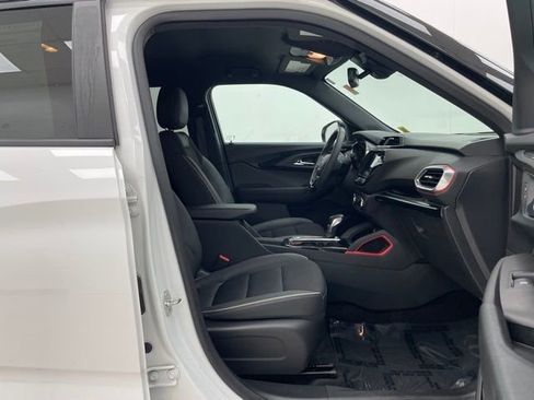 Certified 2023 Chevrolet TrailBlazer RS w/ Convenience Package image 16