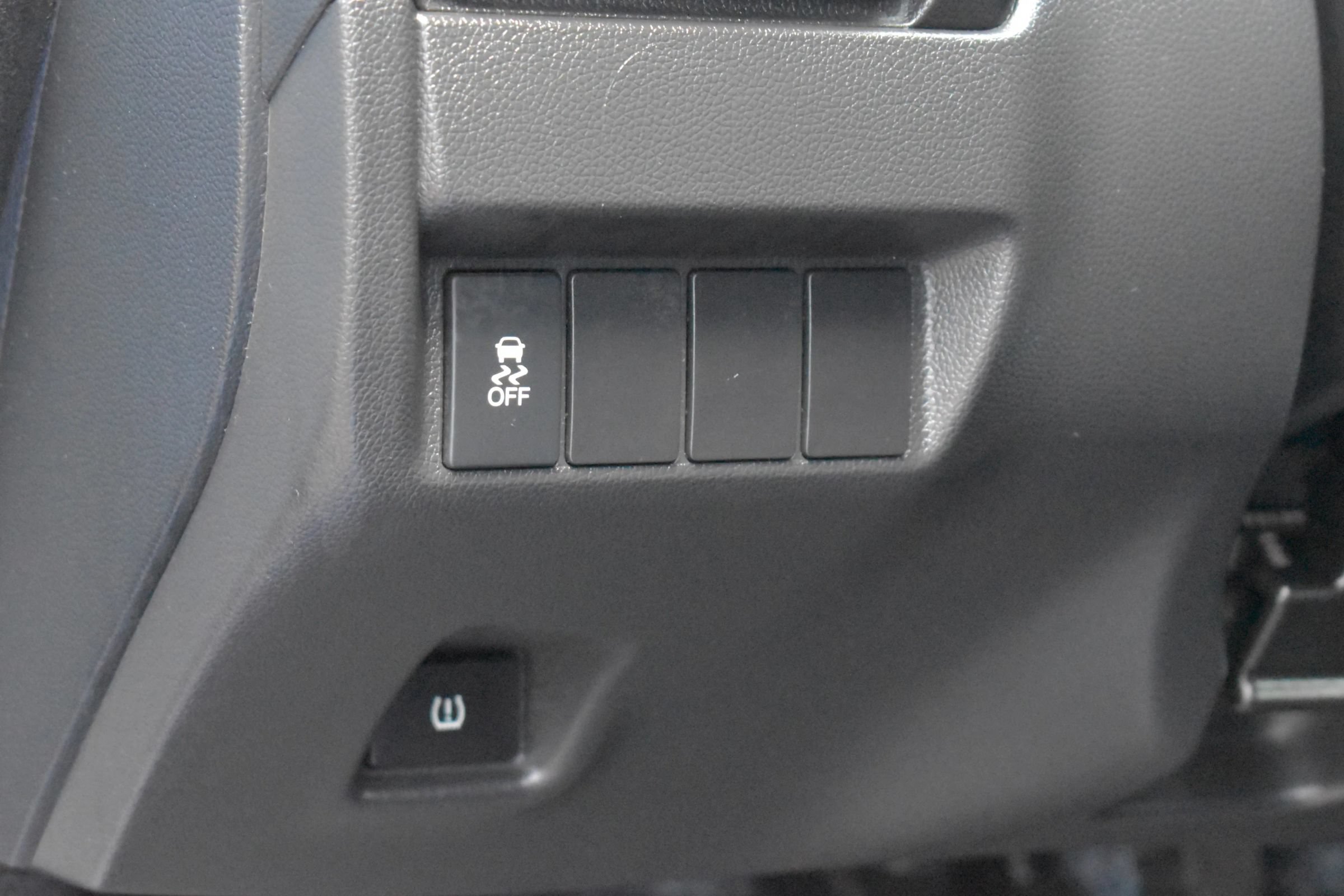 Used 2015 Honda Fit EX image 18