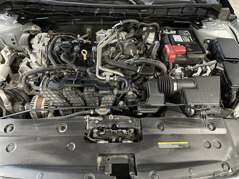 Used 2022 Nissan Altima 2.5 SV image 31