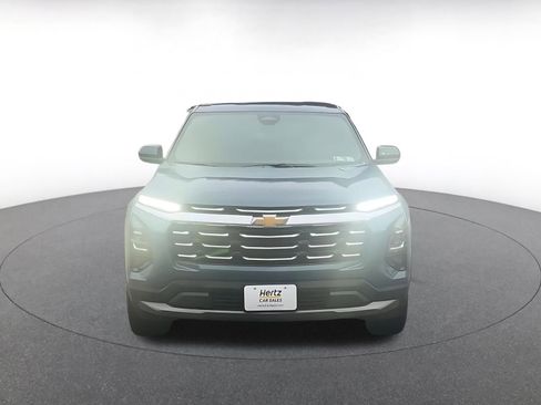 Used 2025 Chevrolet Equinox LT image 4
