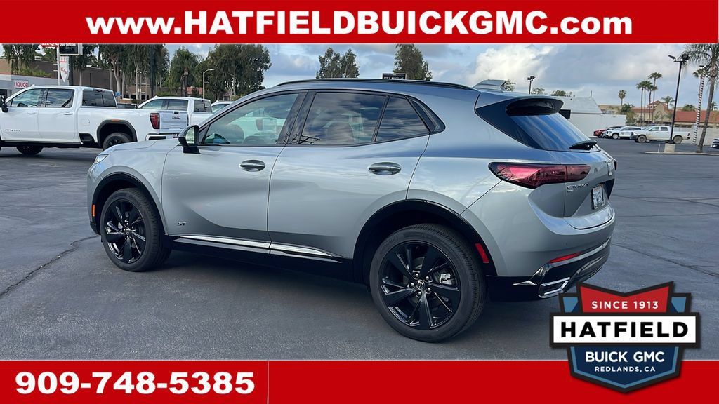 Used 2025 Buick Envision Sport Touring AWD/4WD image 3