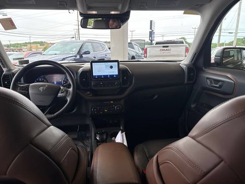 Used 2021 Ford Bronco Sport Outer Banks AWD/4WD image 13