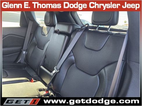 Certified 2022 Jeep Cherokee Latitude Lux FWD image 24