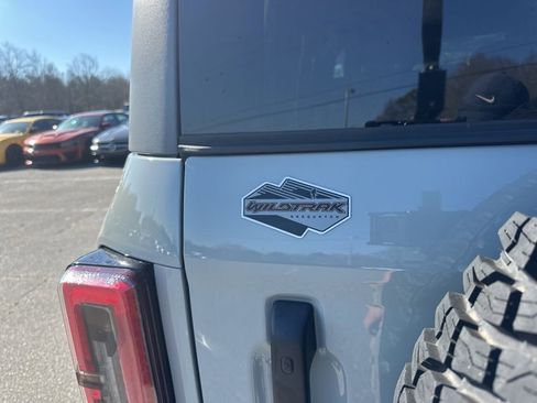 Used 2022 Ford Bronco Wildtrak image 29