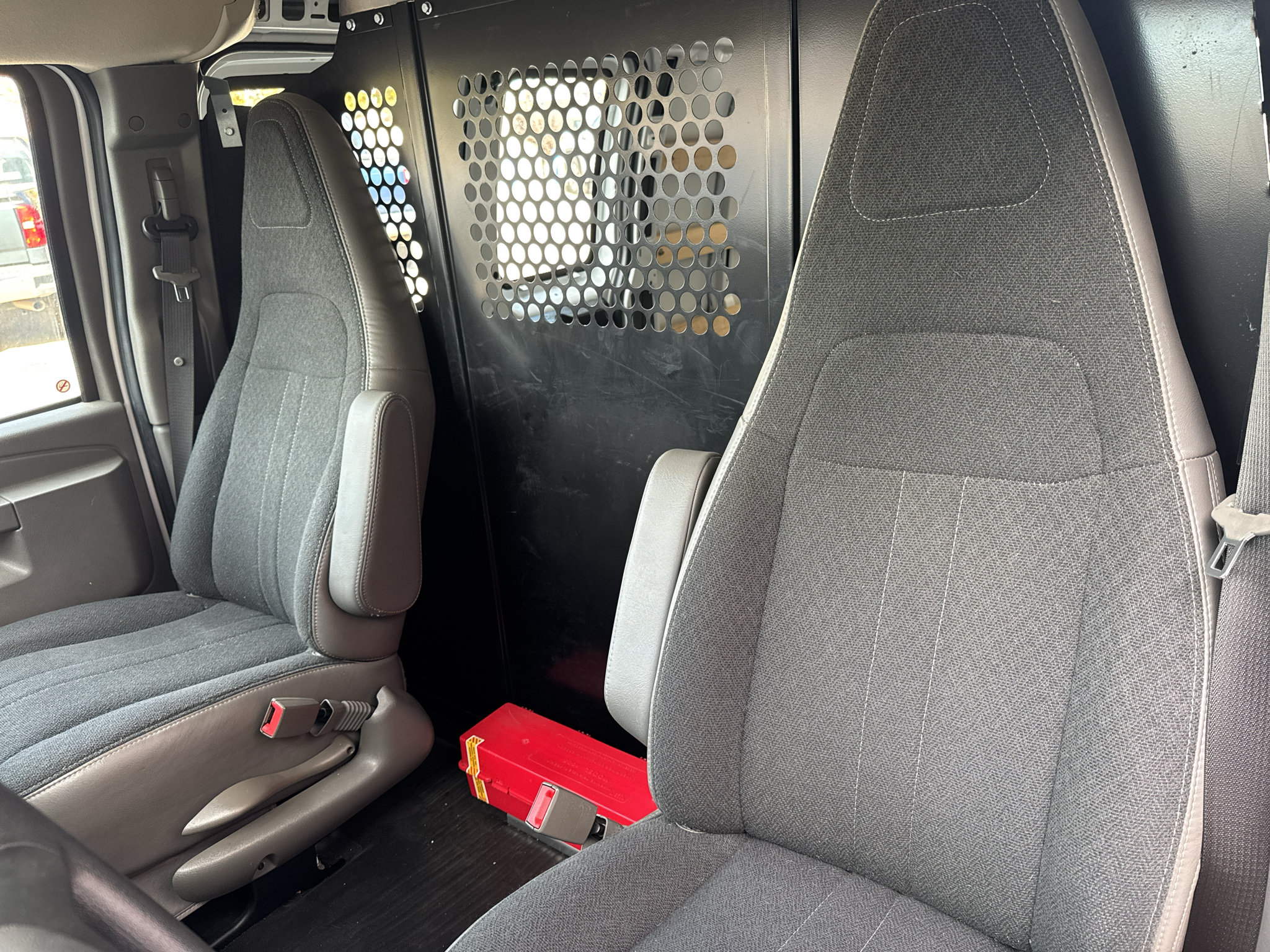 Used 2025 GMC Savana 2500 w/ Driver Convenience Package RWD image 23