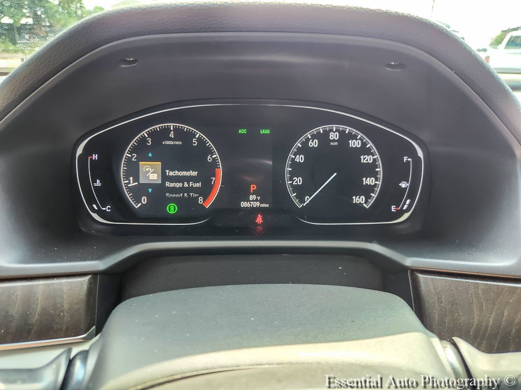 Used 2018 Honda Accord EX image 12